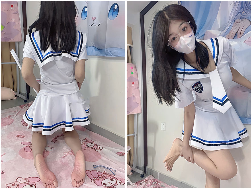 奶心小莹清纯双马尾JK制服写真