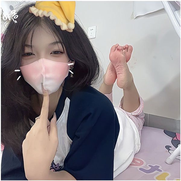 奶心小莹微密圈铁粉空间图片视频合集打包下载 - 万图屋