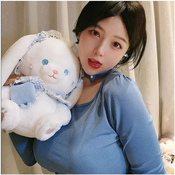 粉色的猫Jinx微密圈作品合集_抖音网红_Cosplay美图视频下载-万图屋