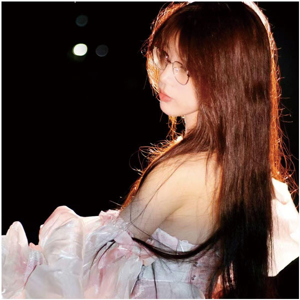 【岛遇】抖音小熊大王岛遇写真合集下载-万图屋