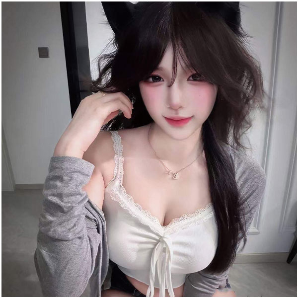 抖音甜美系网红小御全新岛遇风合集-万图屋