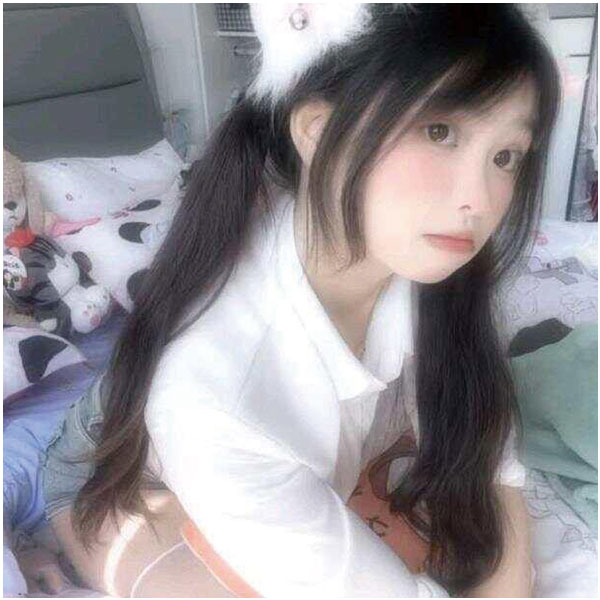 抖音网红妮子敏岛遇写真合集下载：万图屋独家分享