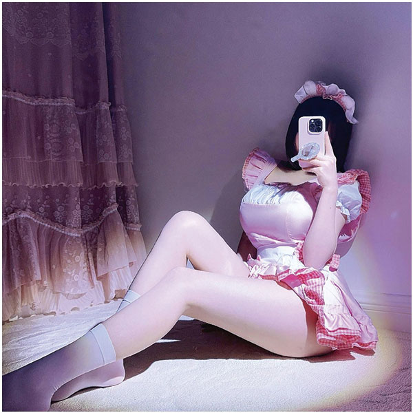 抖音网红春待月爱岛遇系列大尺度摄影图片视频下载